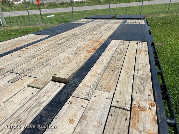 image for item NE9012 2020 PJ LD402  equipment trailer