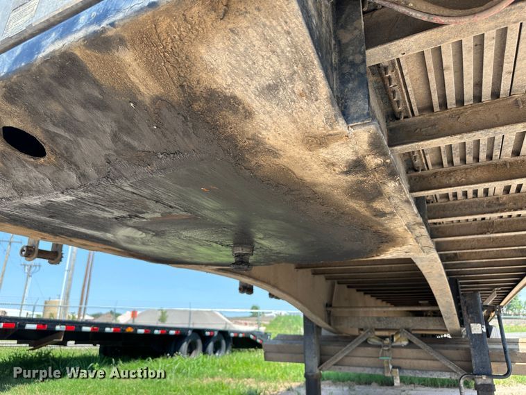 image for item NE9013 2013 Utility  flatbed trailer