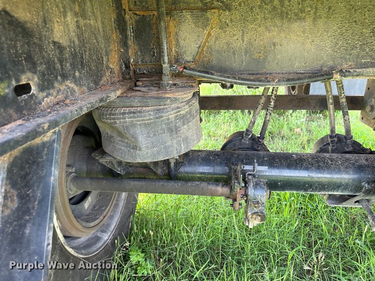 image for item NE9013 2013 Utility  flatbed trailer