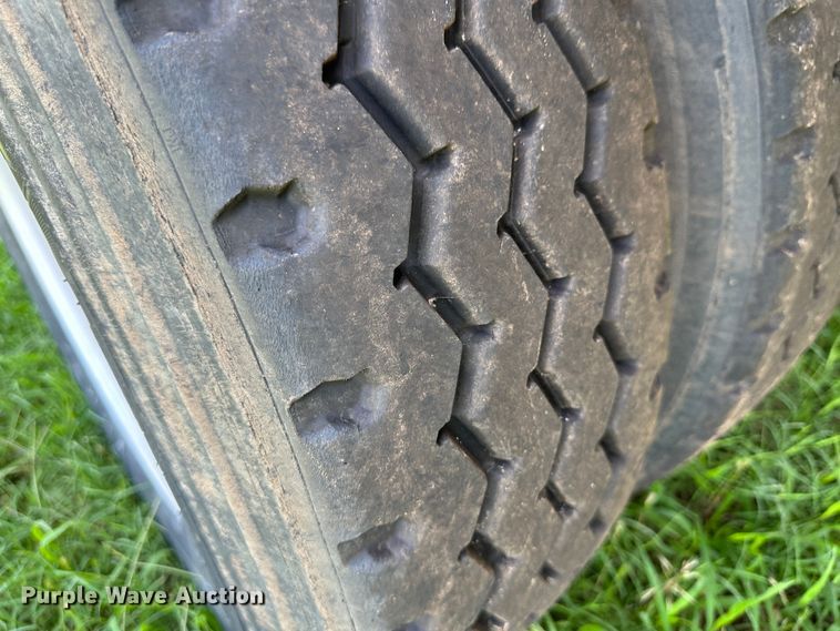 image for item NE9013 2013 Utility  flatbed trailer