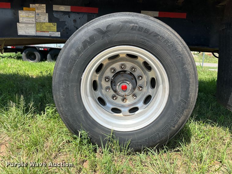 image for item NE9013 2013 Utility  flatbed trailer