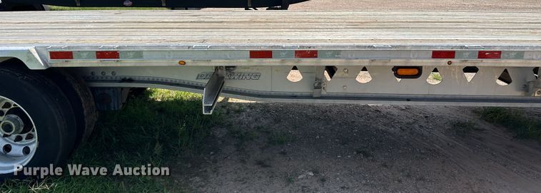 image for item NE9014 2013 Manac 13248B008  drop deck trailer