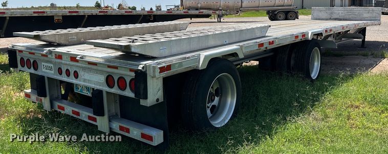image for item NE9014 2013 Manac 13248B008  drop deck trailer