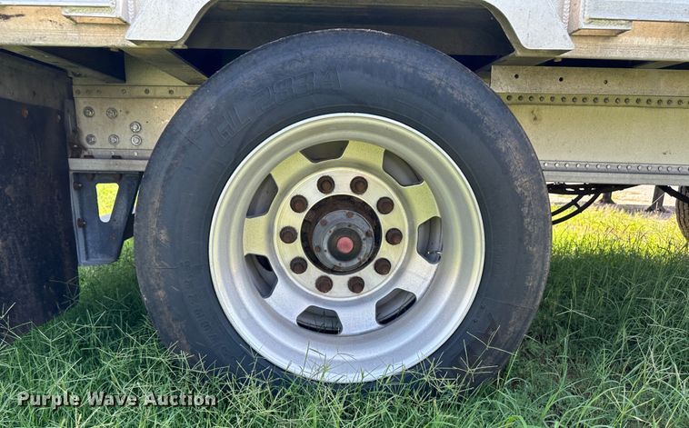 image for item NE9014 2013 Manac 13248B008  drop deck trailer