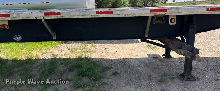 image for item NE9015 2015 Utility  flatbed trailer