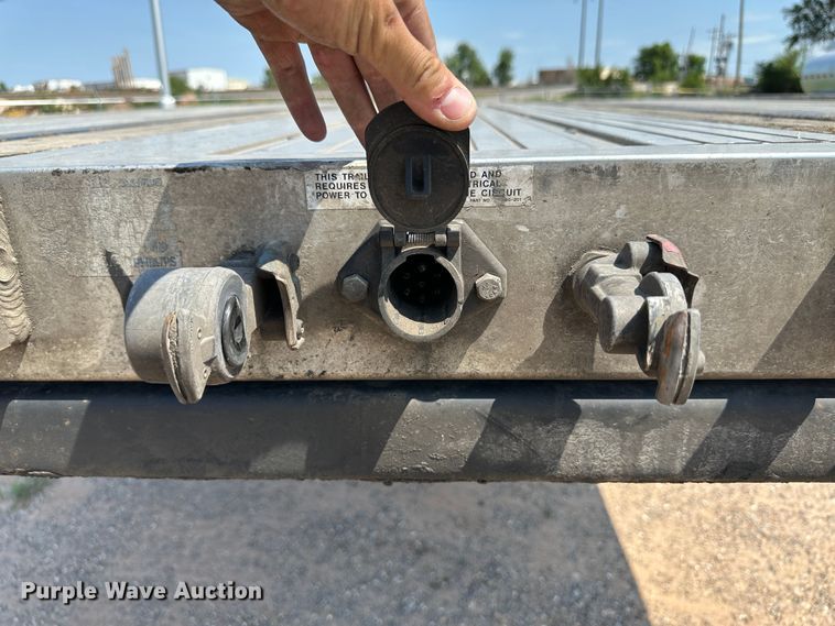 image for item NE9015 2015 Utility  flatbed trailer