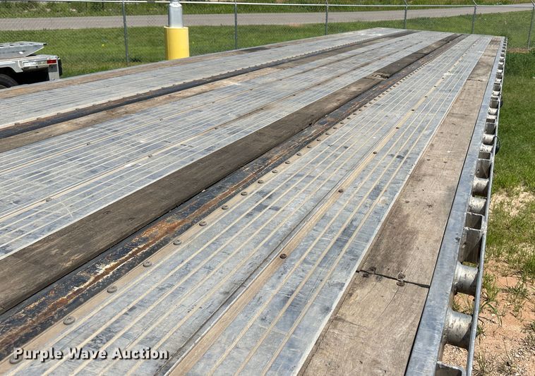 image for item NE9015 2015 Utility  flatbed trailer