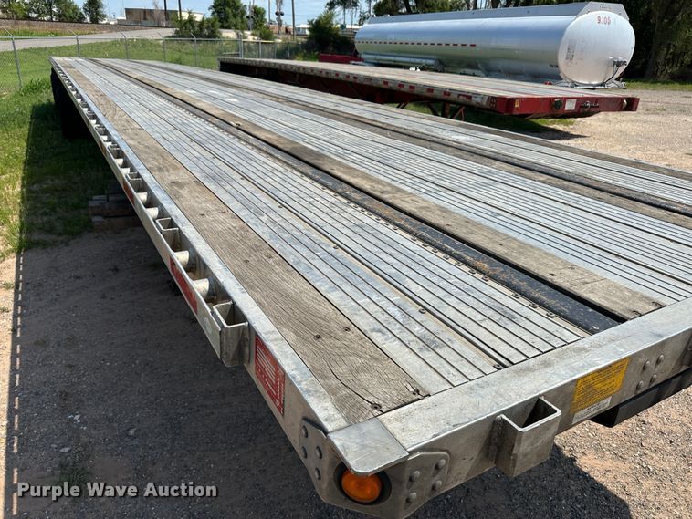 image for item NE9015 2015 Utility  flatbed trailer