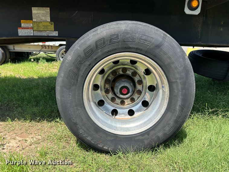 image for item NE9015 2015 Utility  flatbed trailer