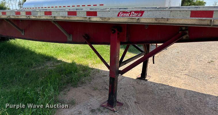 image for item NE9016 2014 Great Dane  flatbed trailer