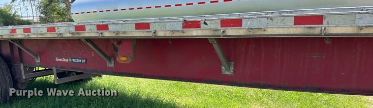 image for item NE9016 2014 Great Dane  flatbed trailer