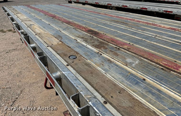 image for item NE9016 2014 Great Dane  flatbed trailer