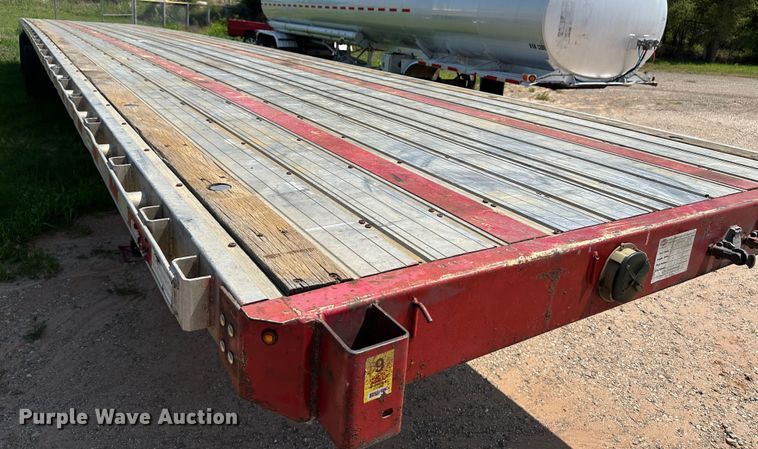 image for item NE9016 2014 Great Dane  flatbed trailer