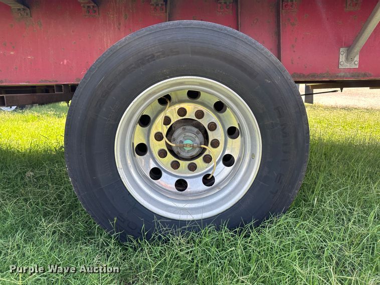 image for item NE9016 2014 Great Dane  flatbed trailer