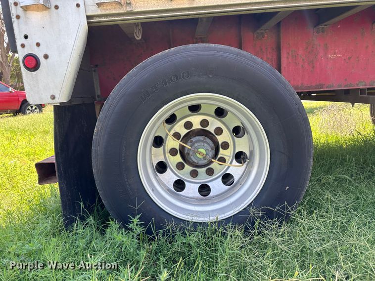 image for item NE9016 2014 Great Dane  flatbed trailer