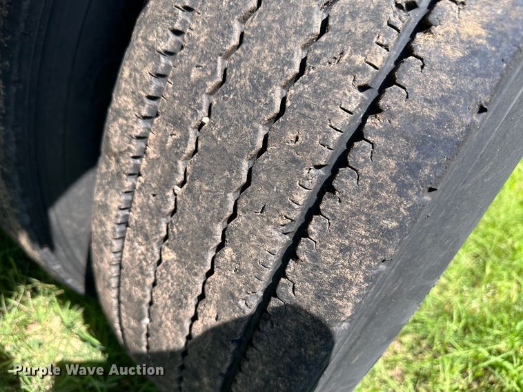 image for item NE9016 2014 Great Dane  flatbed trailer