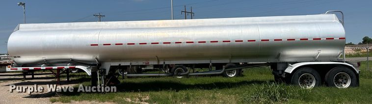 image for item NE9017 1996 Brenner  tank trailer