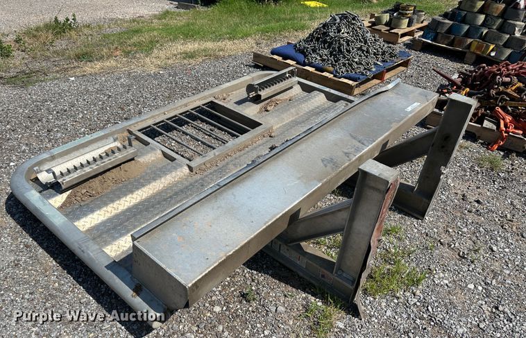 image for item NE9018 Truck parts