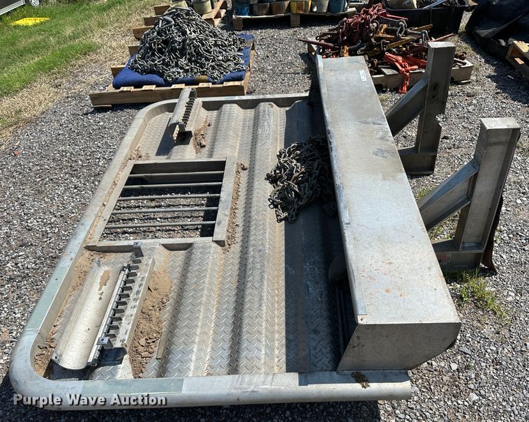 image for item NE9018 Truck parts