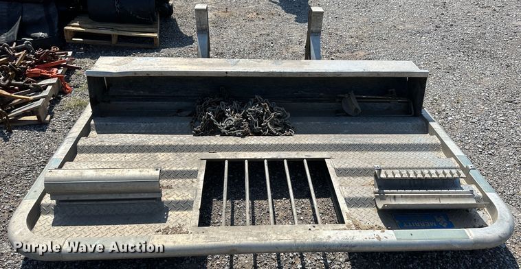 image for item NE9018 Truck parts