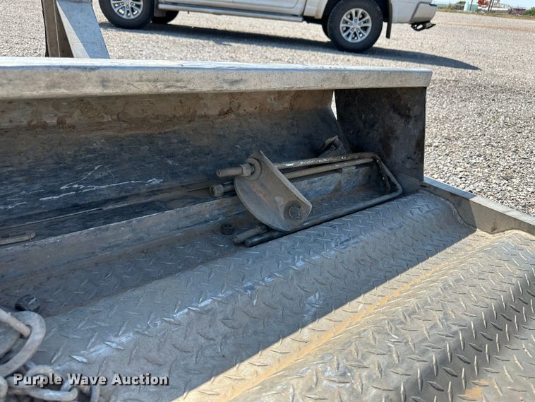 image for item NE9018 Truck parts