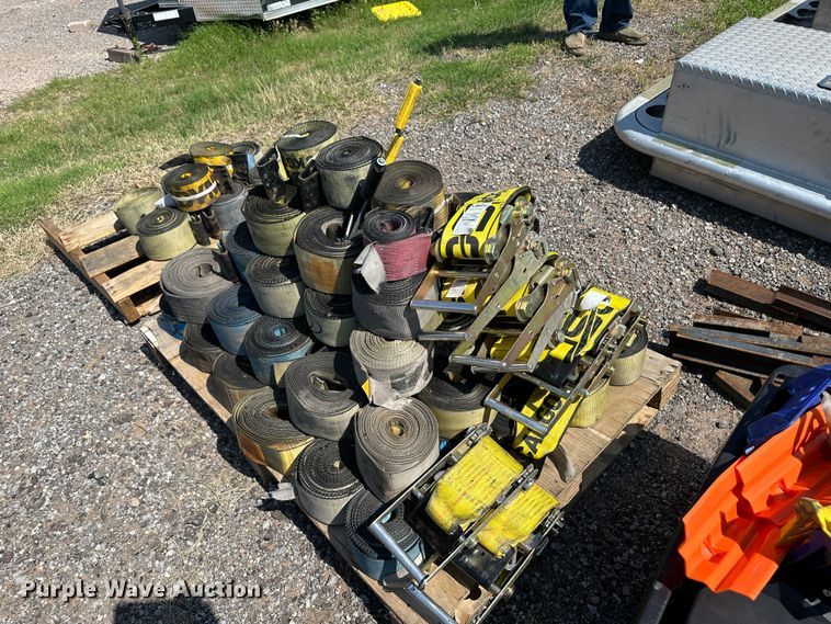 image for item NE9018 Truck parts