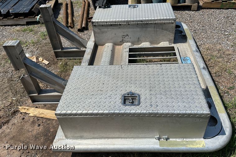 image for item NE9018 Truck parts