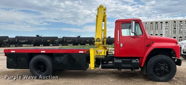 image for item NE9026 1980 International 1854  crane truck