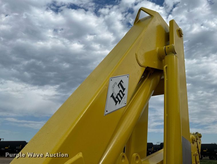 image for item NE9026 1980 International 1854  crane truck