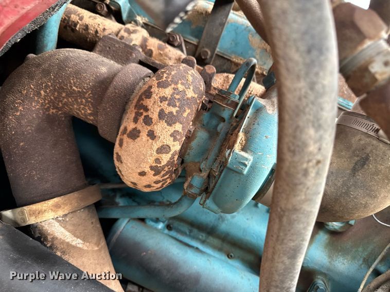 image for item NE9026 1980 International 1854  crane truck