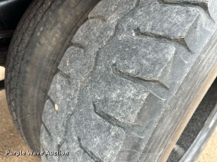 image for item NE9026 1980 International 1854  crane truck