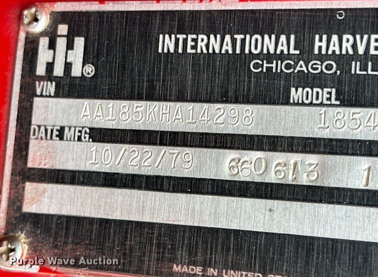 image for item NE9026 1980 International 1854  crane truck