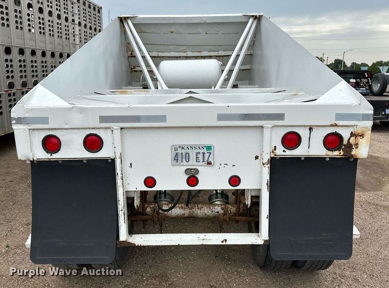 image for item NE9027 1985 Loln  bottom dump trailer