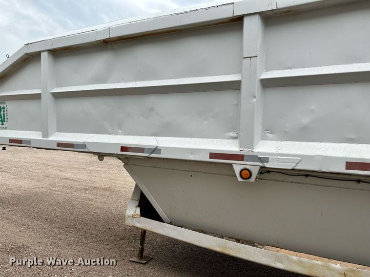 image for item NE9027 1985 Loln  bottom dump trailer