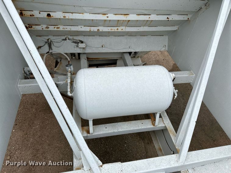 image for item NE9027 1985 Loln  bottom dump trailer