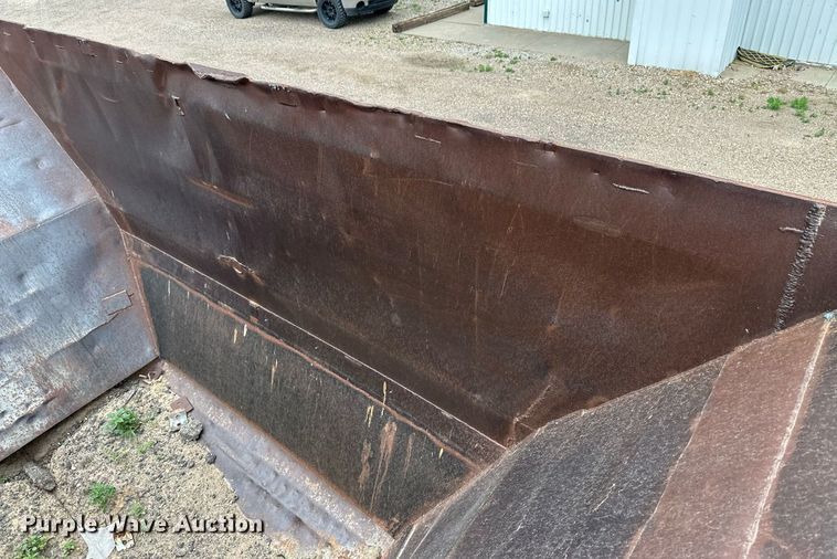 image for item NE9027 1985 Loln  bottom dump trailer