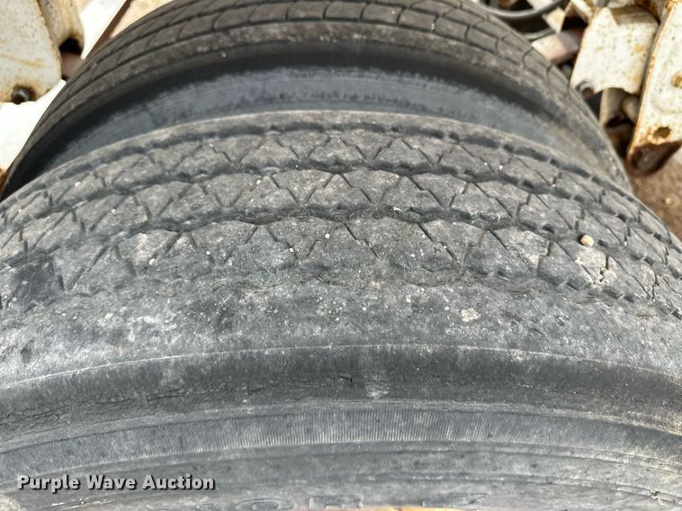 image for item NE9027 1985 Loln  bottom dump trailer