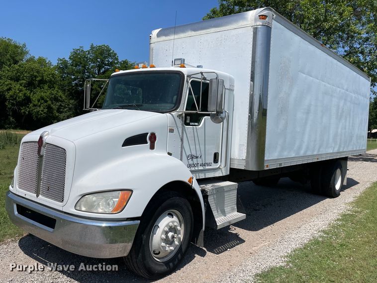 image for item NI9795 2008 Kenworth T370  box truck