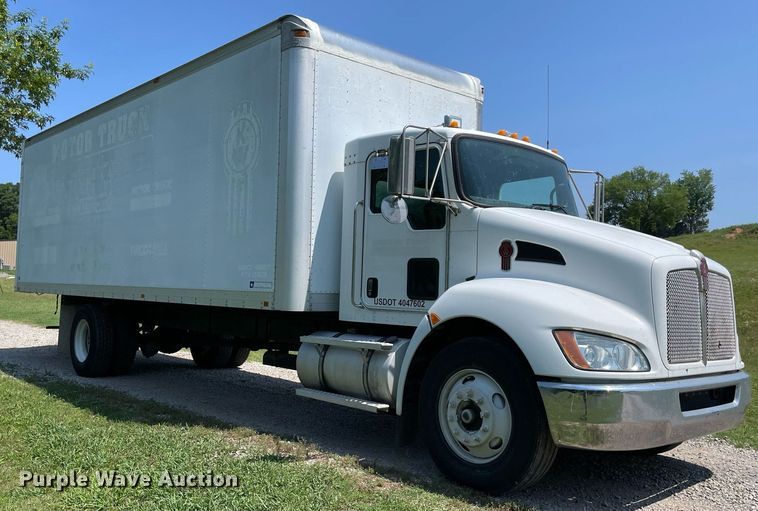 image for item NI9795 2008 Kenworth T370  box truck