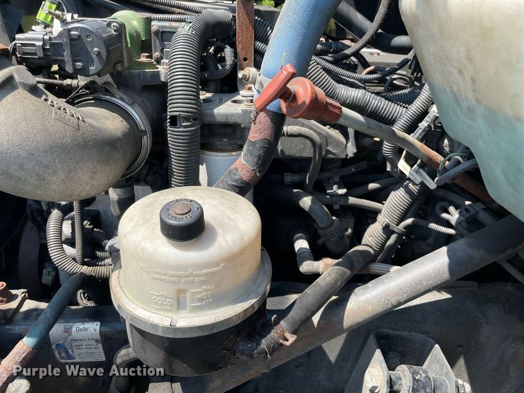 image for item NI9795 2008 Kenworth T370  box truck