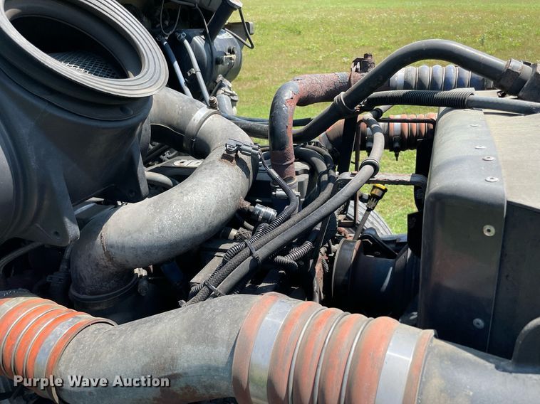 image for item NI9795 2008 Kenworth T370  box truck