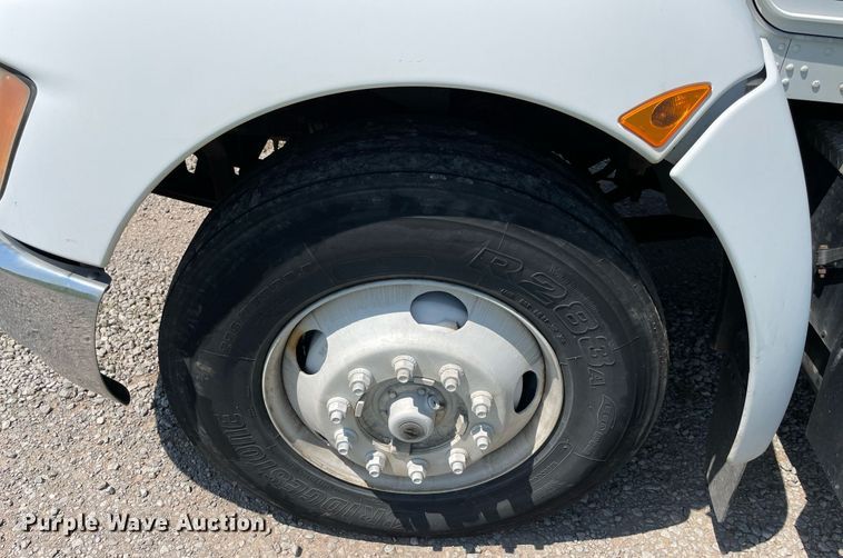 image for item NI9795 2008 Kenworth T370  box truck