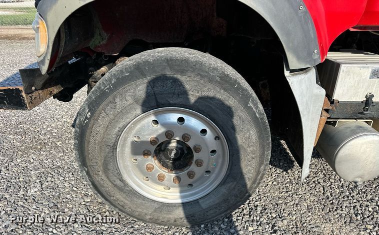 image for item NP9770 2008 Mack GU713  truck cab and chassis