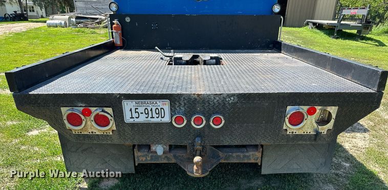 image for item NP9778 1994 GMC TopKick C6500  flatbed truck