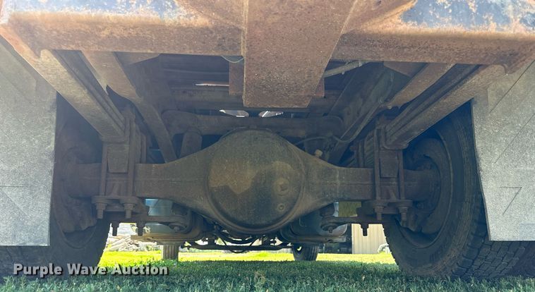 image for item NP9778 1994 GMC TopKick C6500  flatbed truck