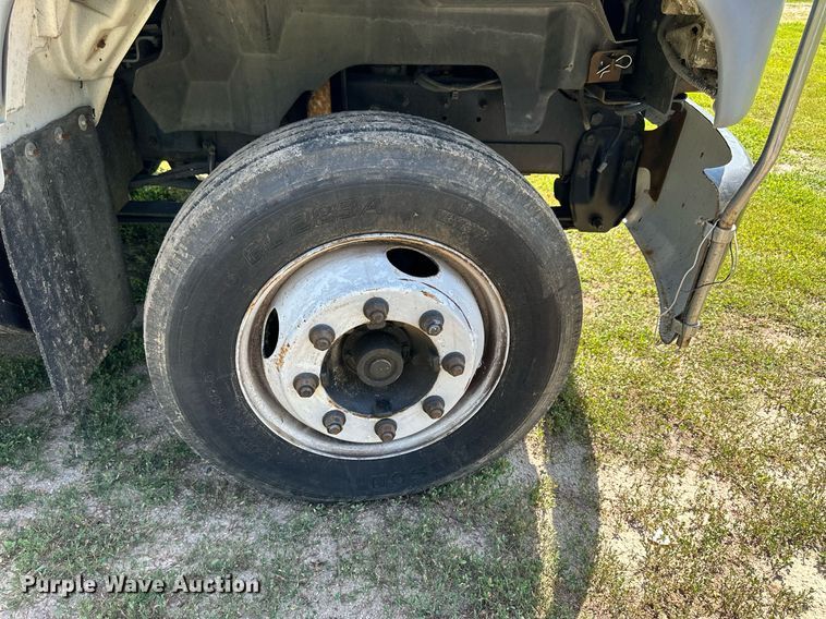 image for item NP9778 1994 GMC TopKick C6500  flatbed truck