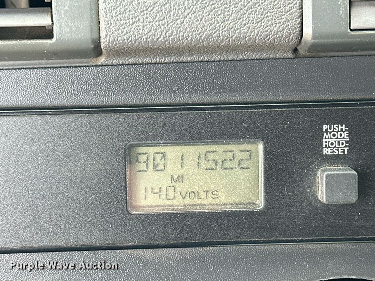 image for item NP9782 2013 Freightliner Cascadia  semi truck