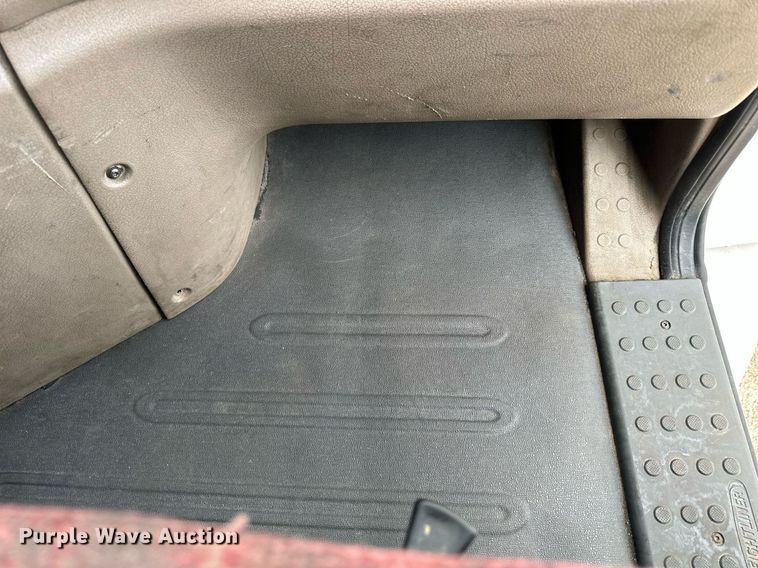 image for item NP9782 2013 Freightliner Cascadia  semi truck