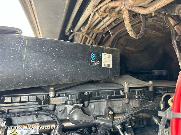 image for item NP9782 2013 Freightliner Cascadia  semi truck