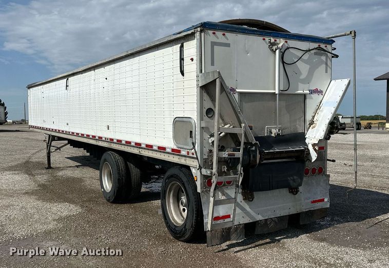 image for item NP9783 2014 Wilson  DWBT-650SS live bottom trailer